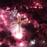 Комити во Драчево на спектакуларен начин го најавија доаѓањето на Велигден (Видео)