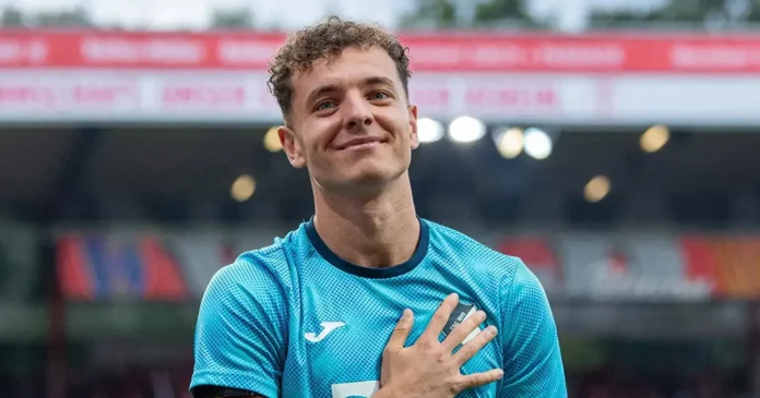 f5ca0374-b9c8-41c4-83d2-0bee7b27a10b