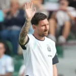 responseObject[i].Title