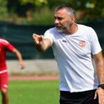 responseObject[i].Title