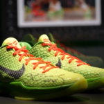 responseObject[i].Title