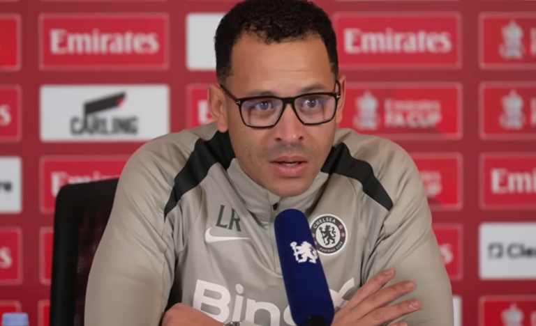 Челзи само по три месеци го избрка тренерот