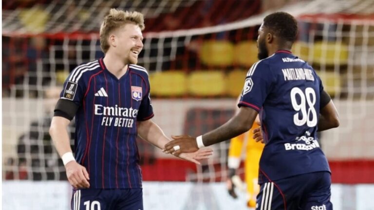 Лион се радуваше на гостувањето кај Монако