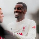 responseObject[i].Title