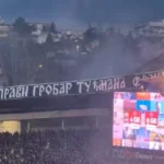 „Гробари“ добија непријатно изненадување, па буквално го запалија стадионот (Видео)