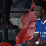 Ремек дело гол на Винисиус, па прекин во Лисабон поради расизам (Видео)