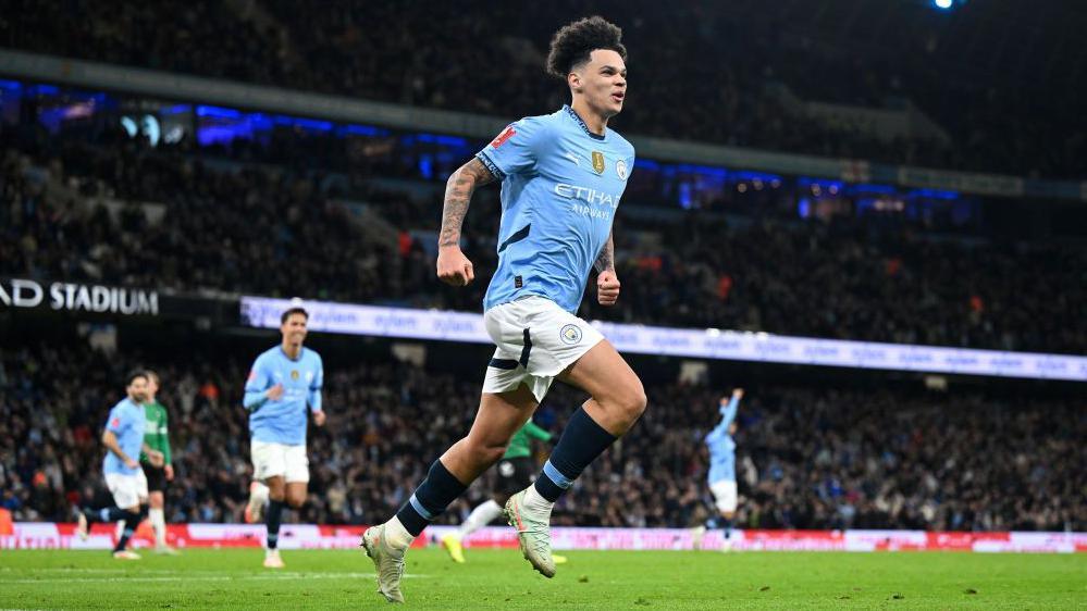 Арсенал ќе почека за трофеј: Манчестер сити е освојувач на англискиот Лига куп! (Видео)