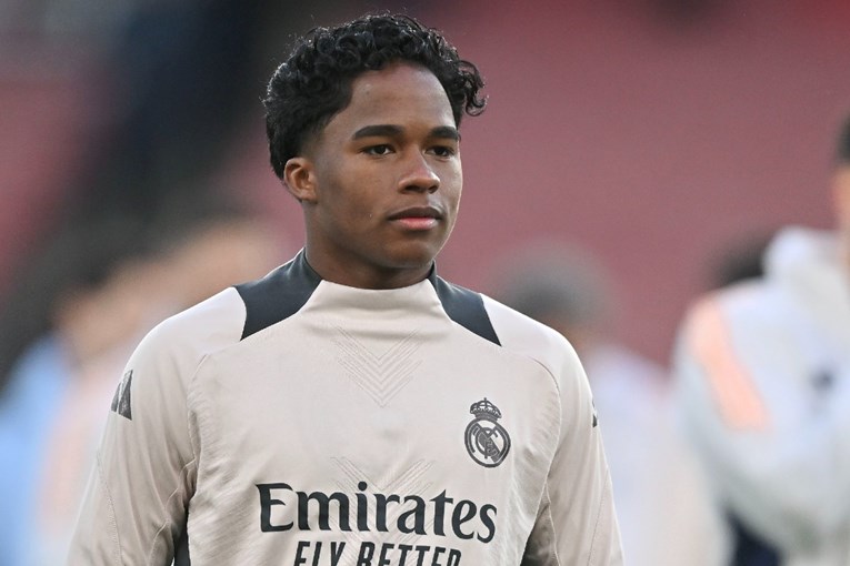 Ендрик добива втора шанса на „Бернабе“, но Реал ќе мора да продаде еден напаѓач